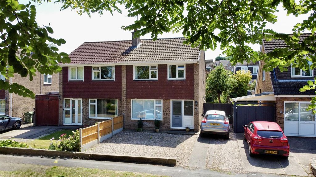 Property photo 1 of 18 1