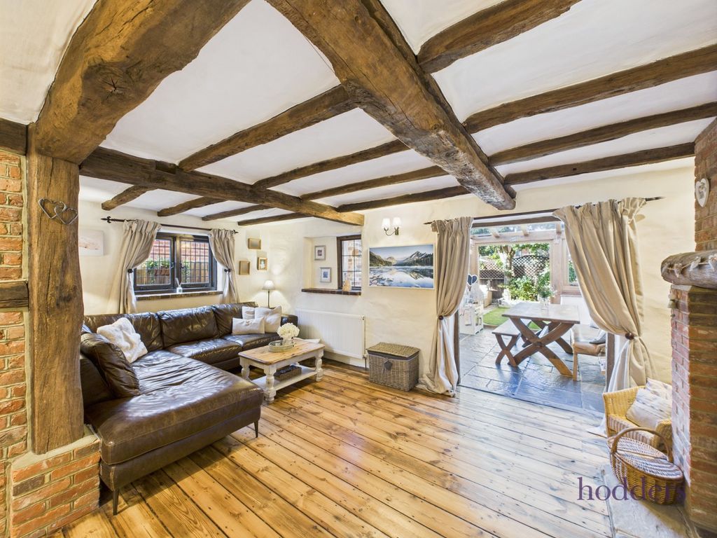 Property photo 2 of 40 Picture No. 05