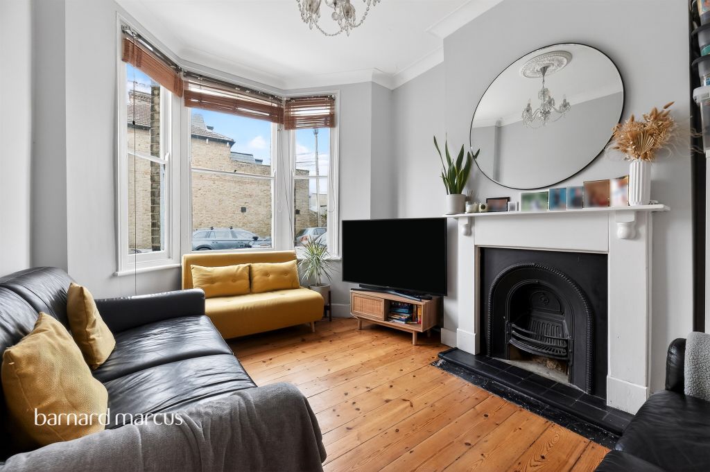 Property photo 2 of 20