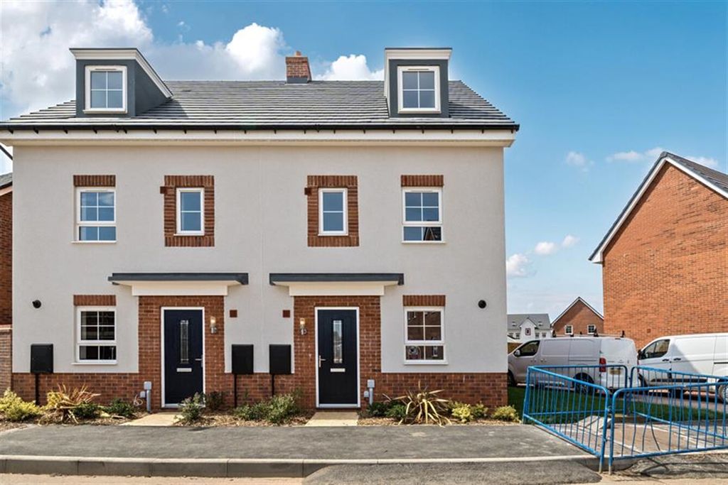 Property photo 1 of 17 External Image
