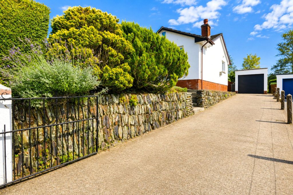Property photo 2 of 15 Picture No. 03