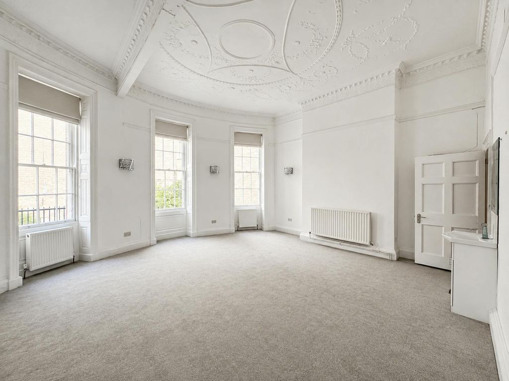 Property photo 2 of 8 3.Png