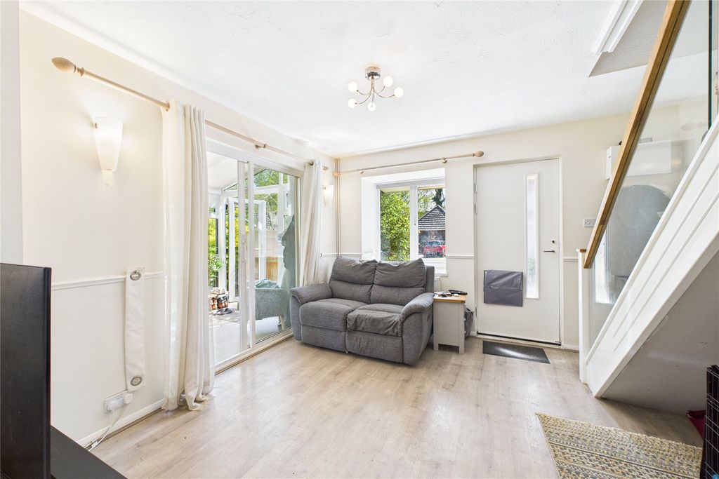 Property photo 3 of 8 Picture No. 06