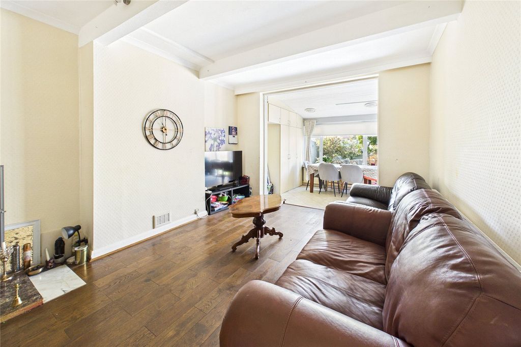 Property photo 3 of 13 Picture No. 16