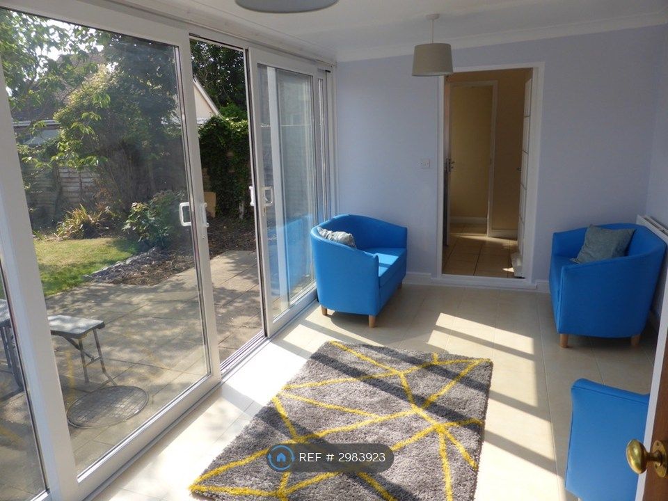 Property photo 2 of 13 Lovely Lounge With Views To Garden