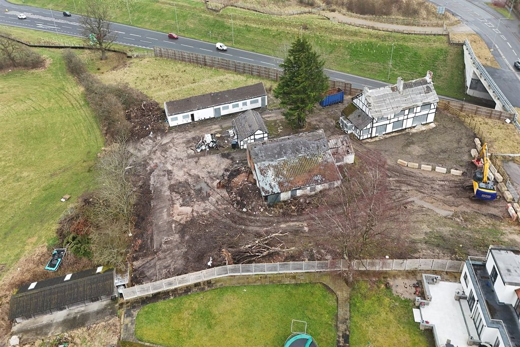 Property photo 1 of 9 (Main)