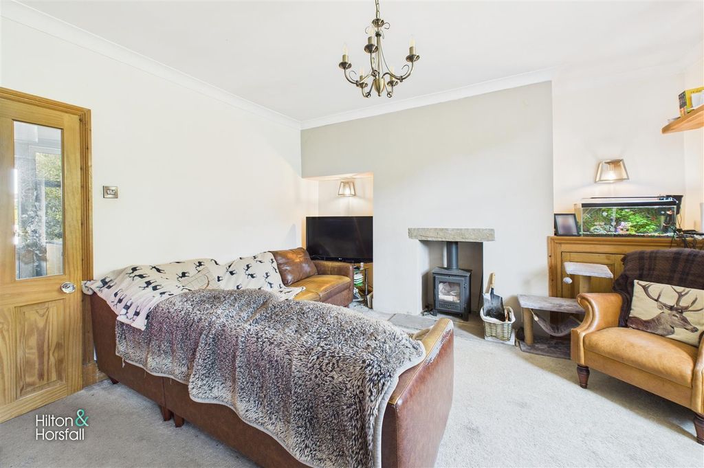 Property photo 3 of 11 Hawley Street