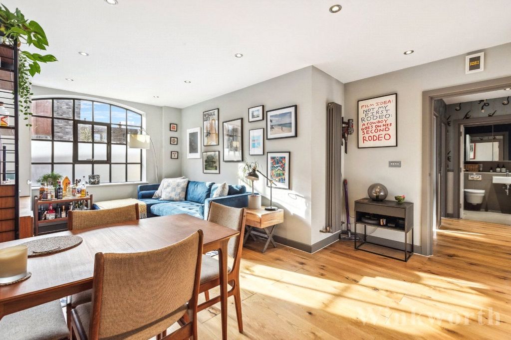 Property photo 1 of 14 Picture No. 18