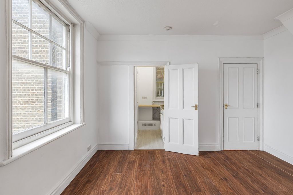 Property photo 2 of 12 Picture No. 04