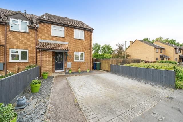 Property photo 1 of 15 Front Aspect