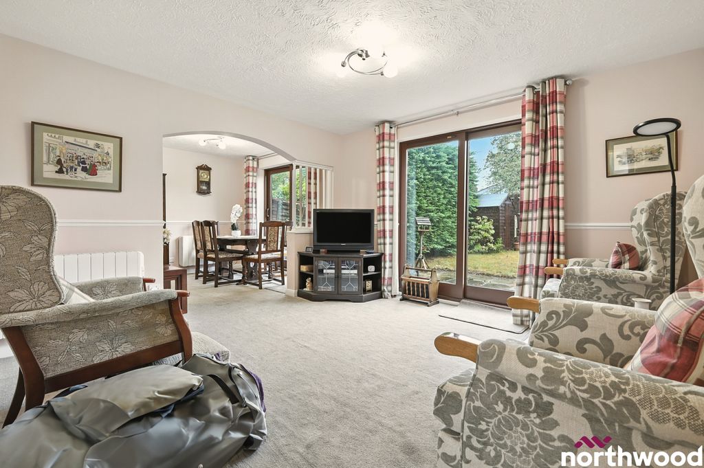 Property photo 3 of 22