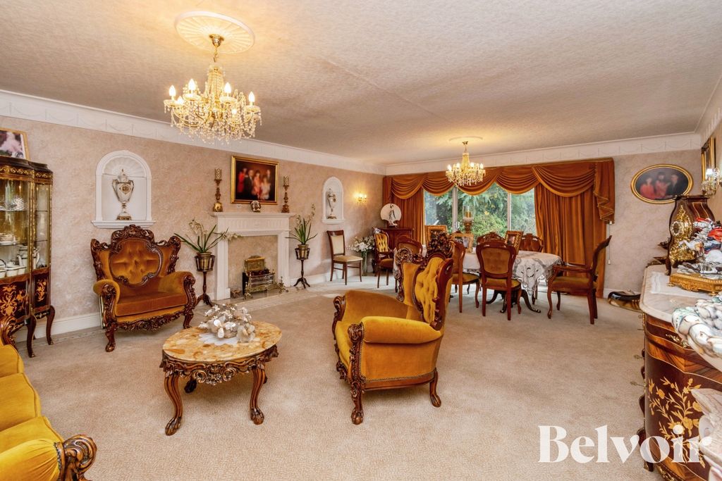 Property photo 2 of 48