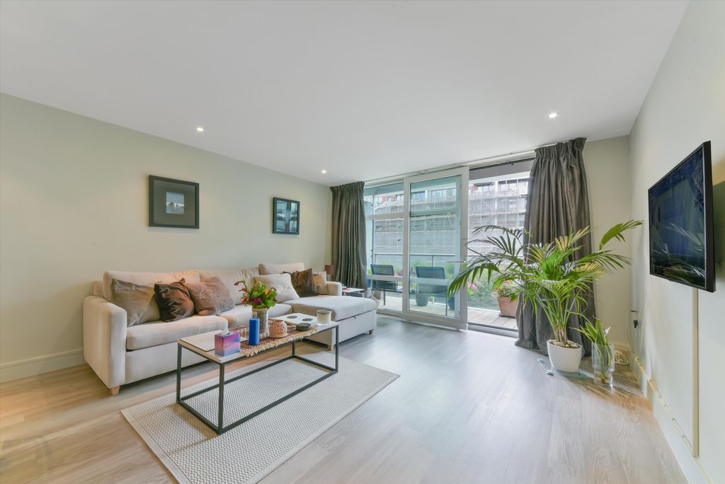 Property photo 1 of 12 Image