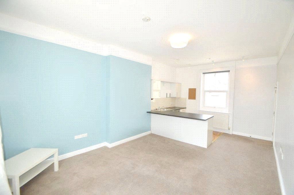 Property photo 3 of 13 Picture No. 02
