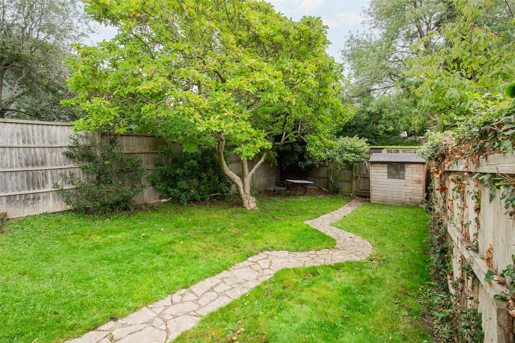 Property photo 3 of 21 Picture No. 10
