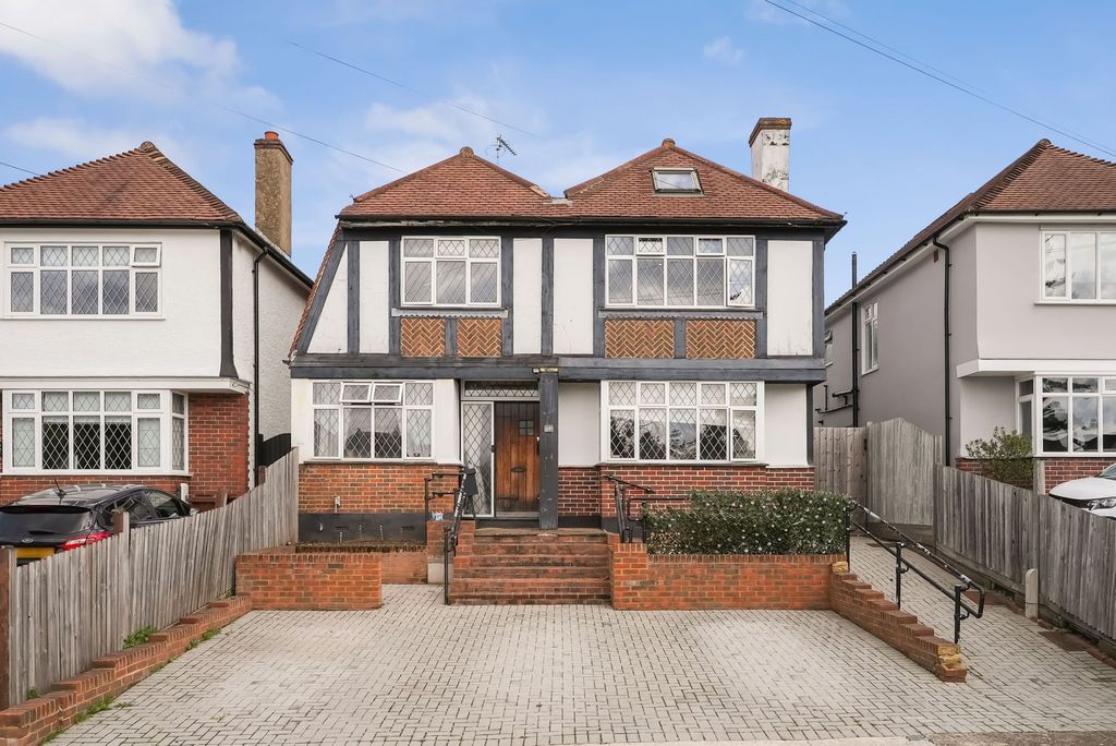 Property photo 1 of 20