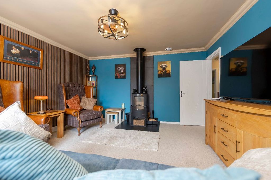 Property photo 1 of 26