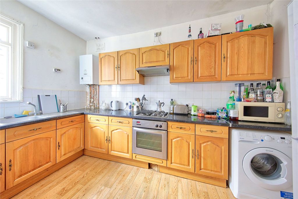 Property photo 1 of 5 Picture No. 09