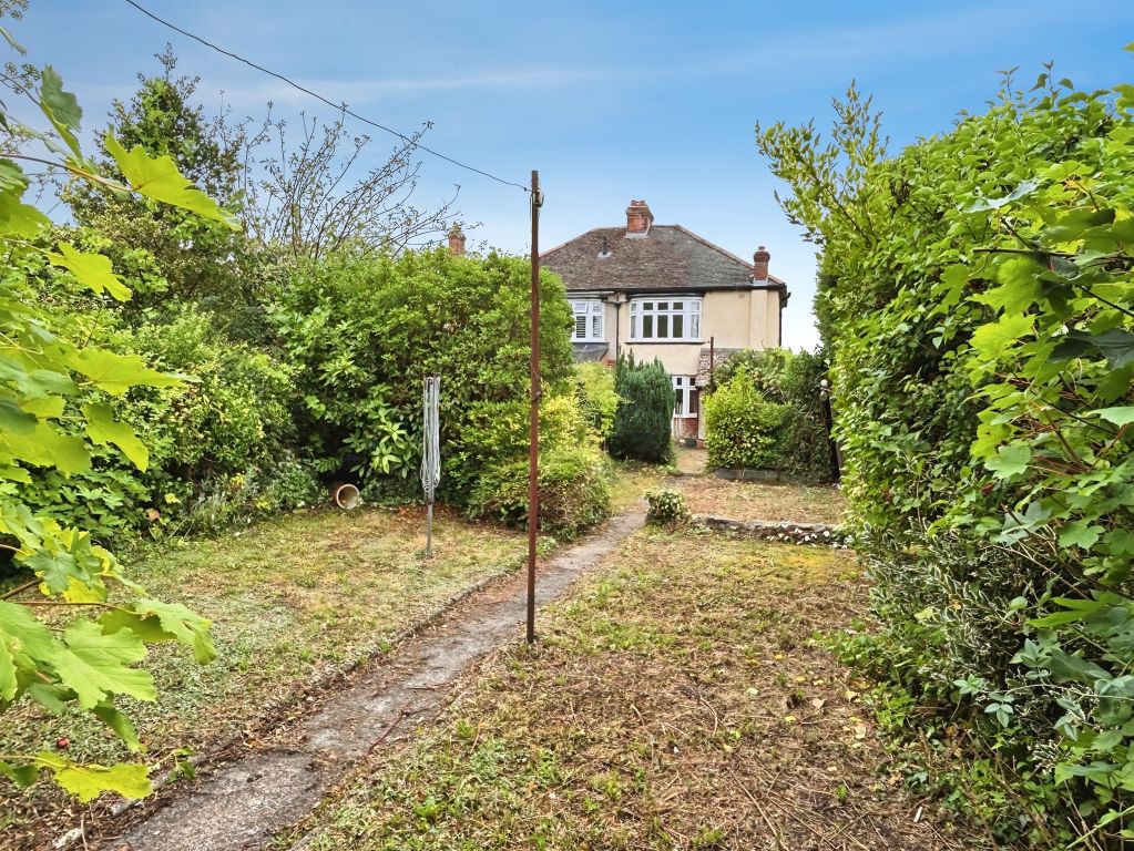 Property photo 2 of 12