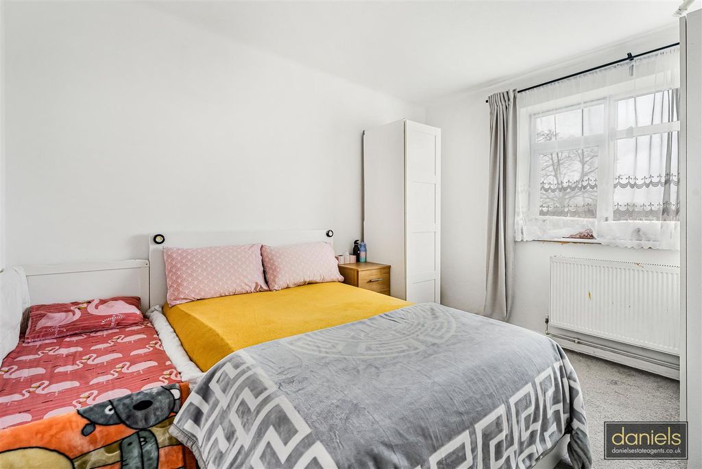 Property photo 2 of 11 6_74106_Watermarked.Jpg