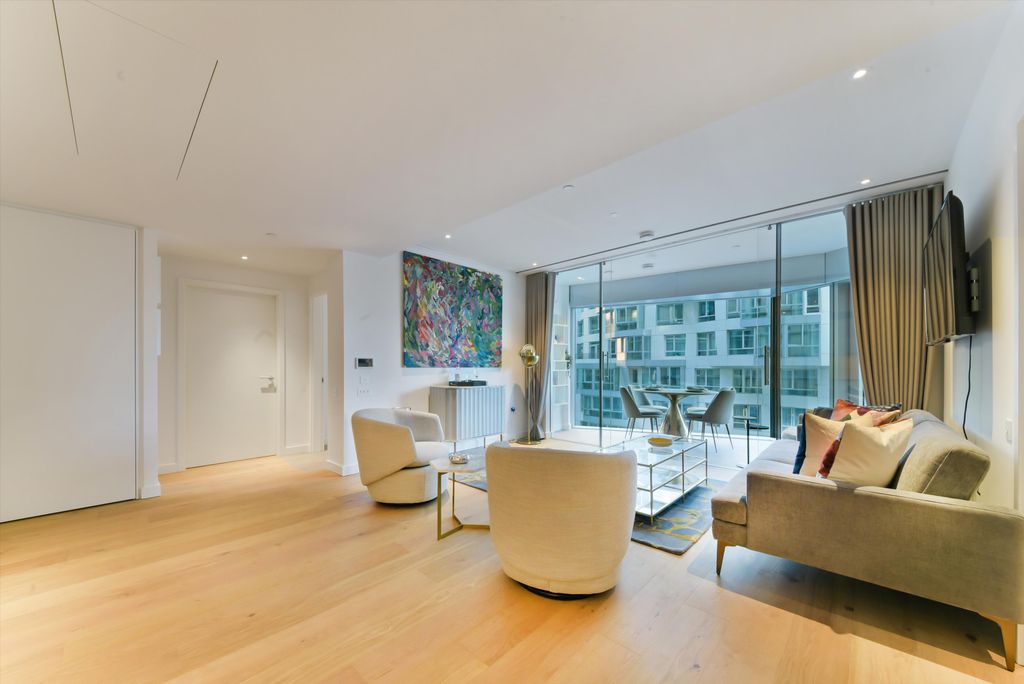 Property photo 3 of 12 Image