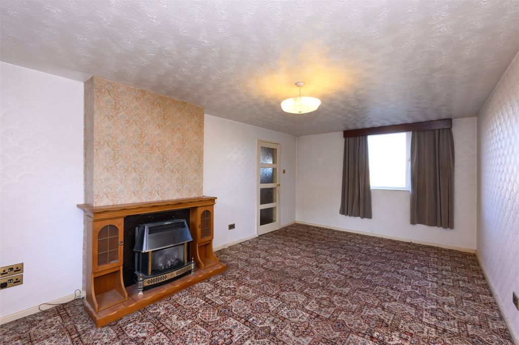 Property photo 2 of 10 Reception