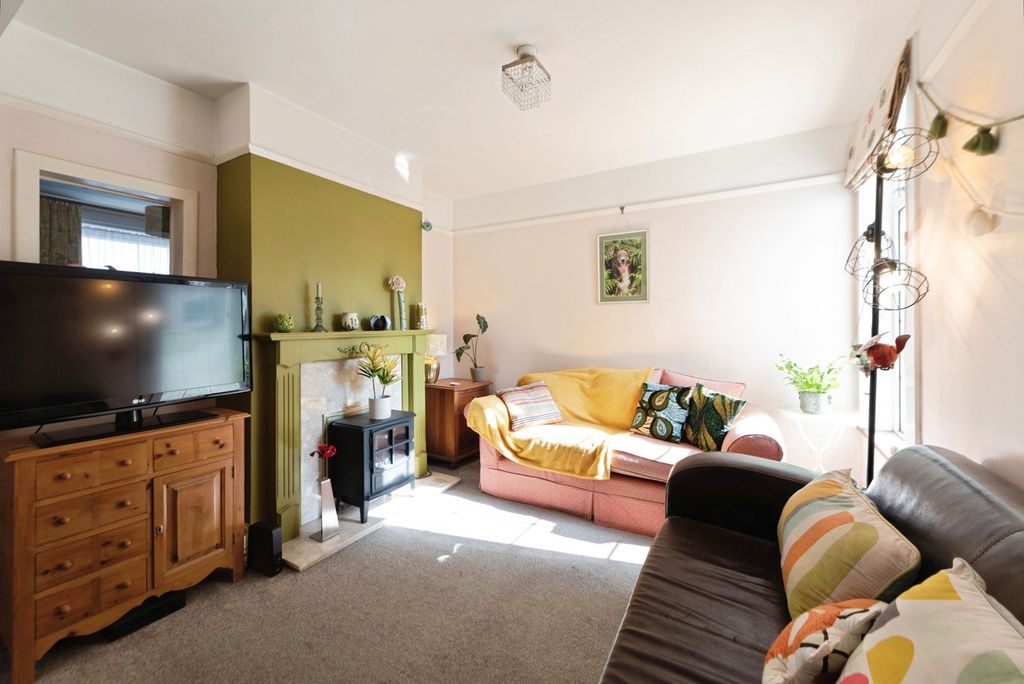 Property photo 2 of 13 Pbox-Img.Jpg