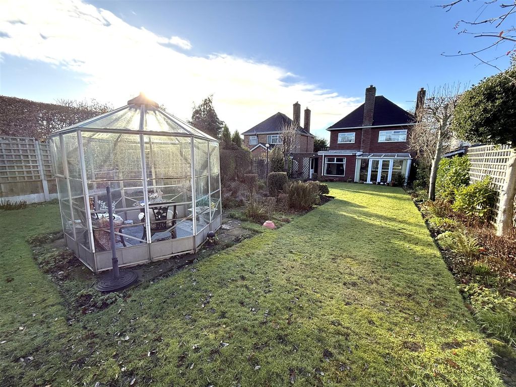 Property photo 2 of 17 278 Long Ext.Jpeg