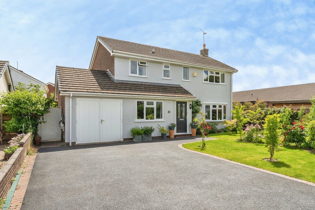 Property photo 1 of 30 Pbox-Img.Jpg