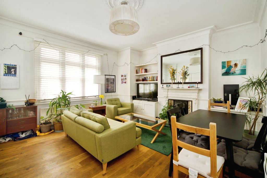 Property photo 2 of 19 Pbox-Img.Jpg