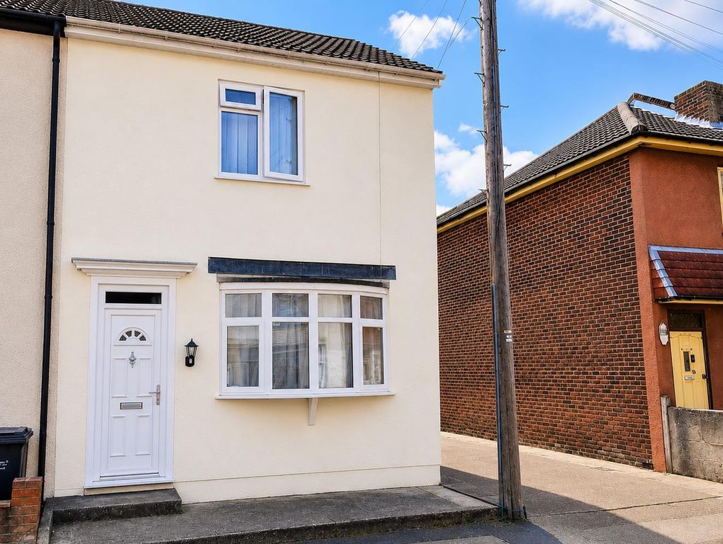 Property photo 1 of 12