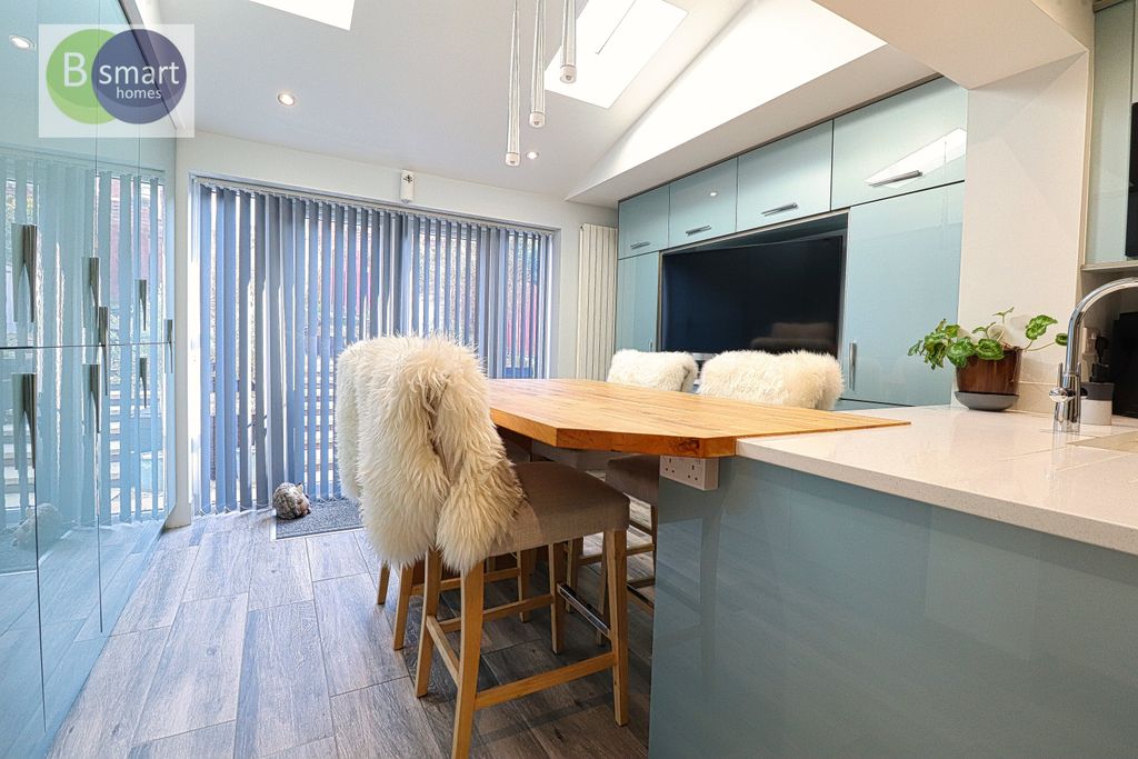 Property photo 3 of 20 Img_2335