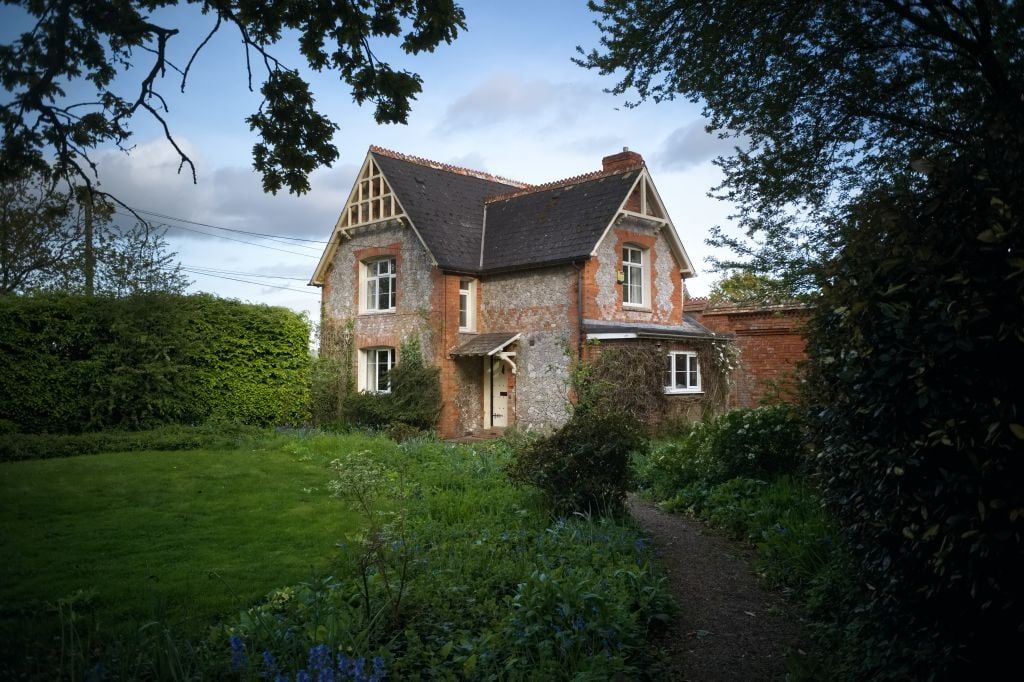 Property photo 1 of 30