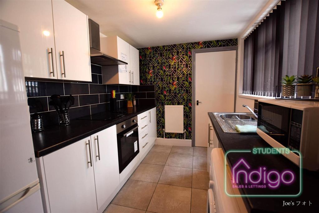 Property photo 2 of 14 H_Yldvhybeunyaxdns_R1A.Jpg