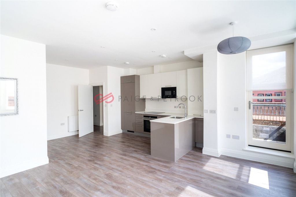 Property photo 3 of 10 Picture No. 16