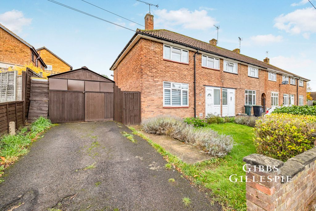 Property photo 3 of 10 Photo