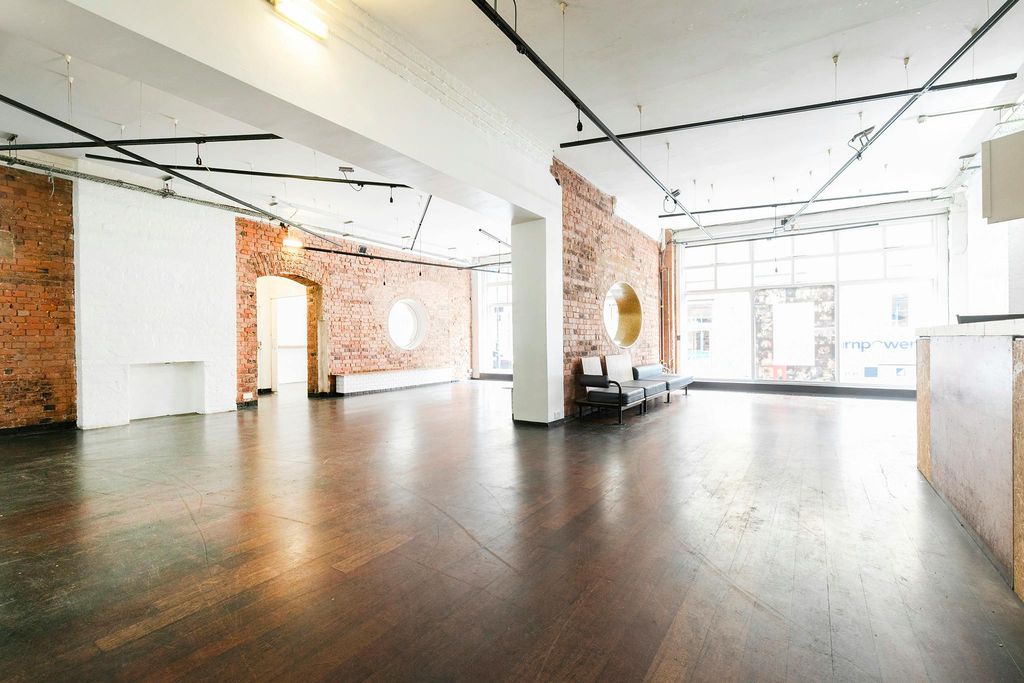 Property photo 3 of 6 100-106 Leonard Street -4.Jpg