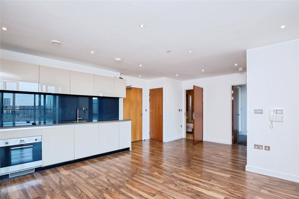 Property photo 2 of 20 Picture No. 56