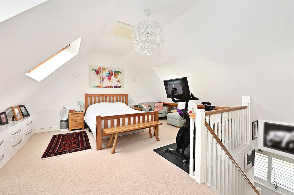 Property photo 3 of 18 Bedroom One