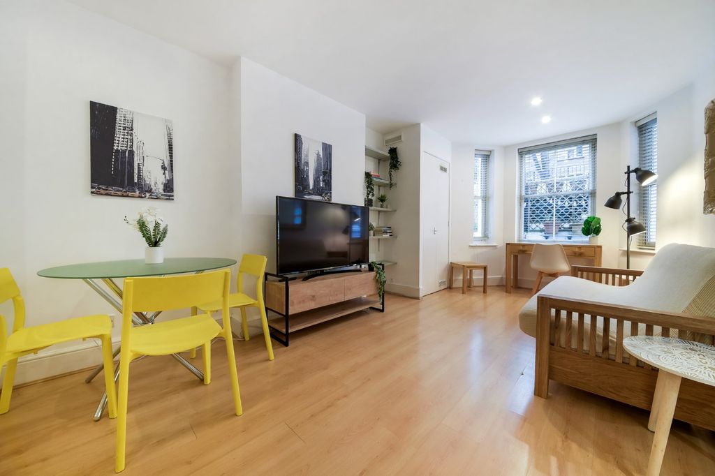 Property photo 3 of 12 Picture No. 34