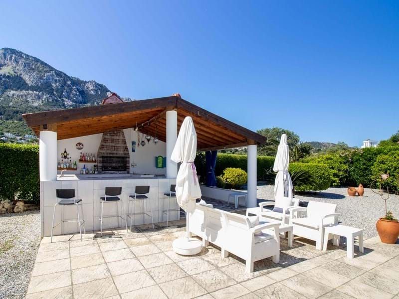 Property photo 2 of 25 3 Bedroom Resale Villa,10m By 5m Swimming Pool, Double Plot Size, Air Conditioning, Bar With BBQ & Garden Shed, Title Deed In The Owner's Name VAT Paid Image No 2