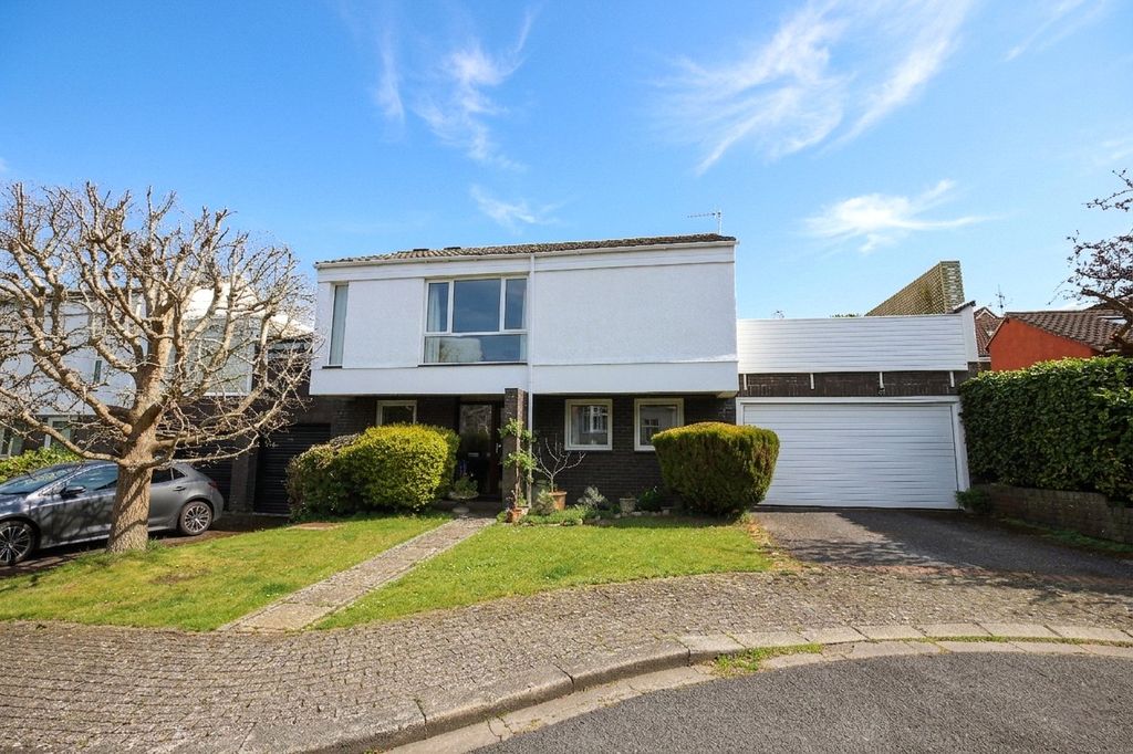 Property photo 1 of 27 Picture No. 29