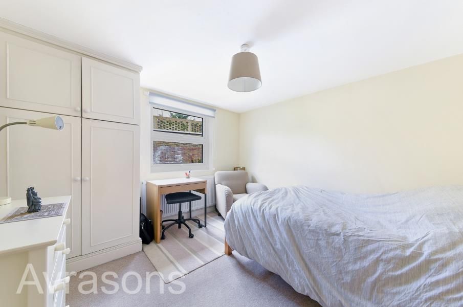 Property photo 3 of 9