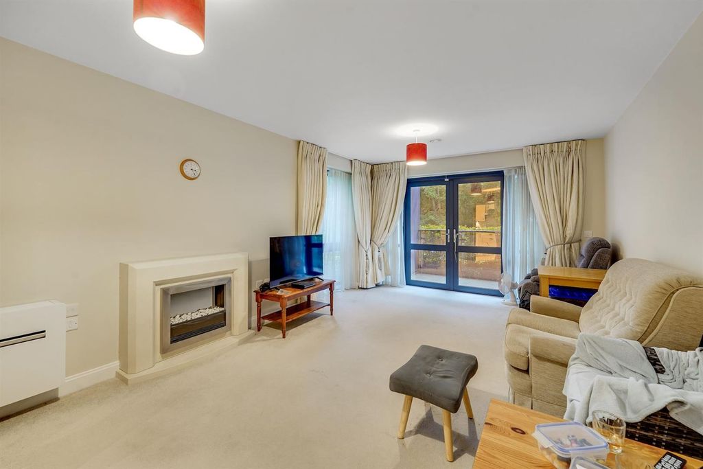 Property photo 1 of 17 08-d7E8Jus09244-Medium.Jpg