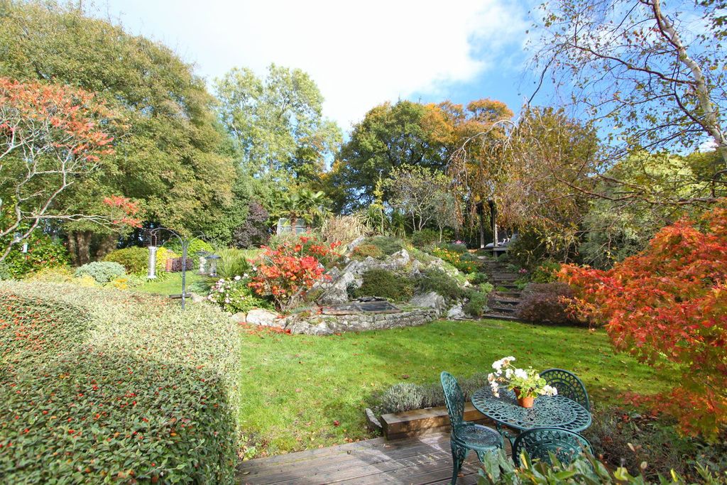 Property photo 2 of 22