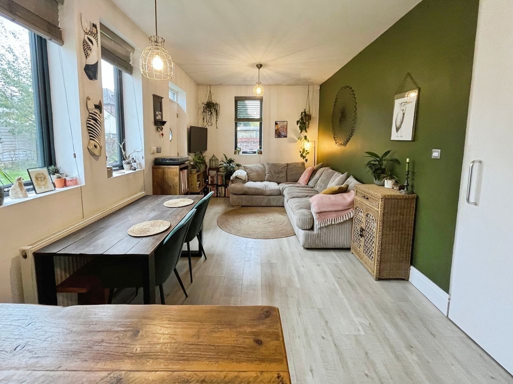 Property photo 2 of 25 Picture 2