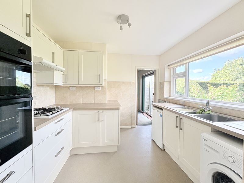 Property photo 3 of 18 Photo 7