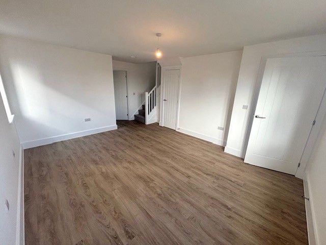 Property photo 2 of 10 Living Room