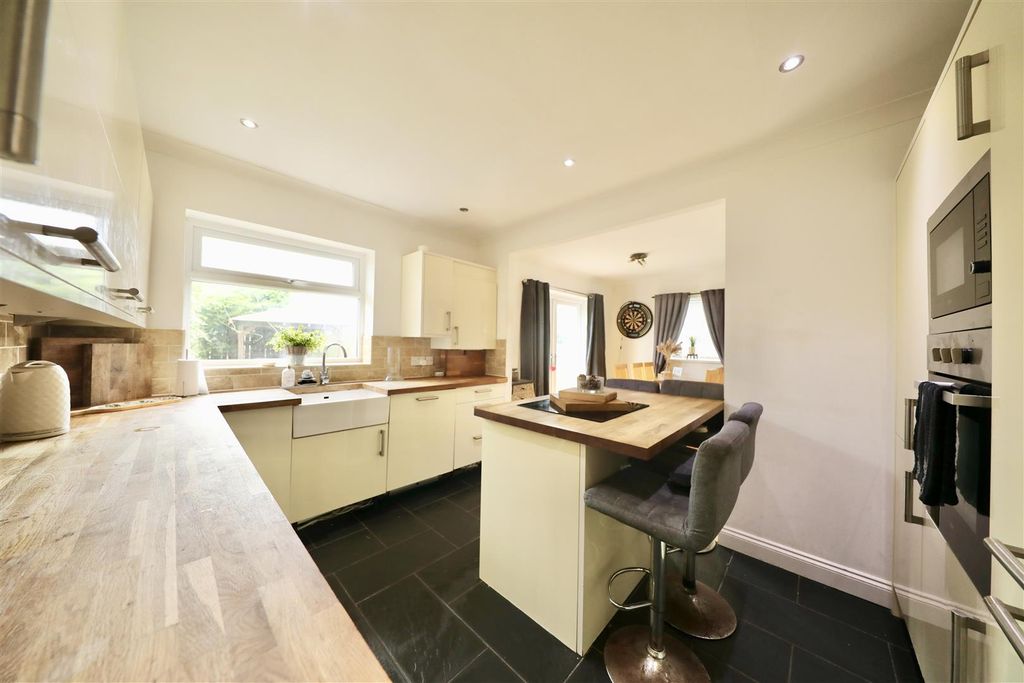 Property photo 3 of 25 0A4A9453.Jpg