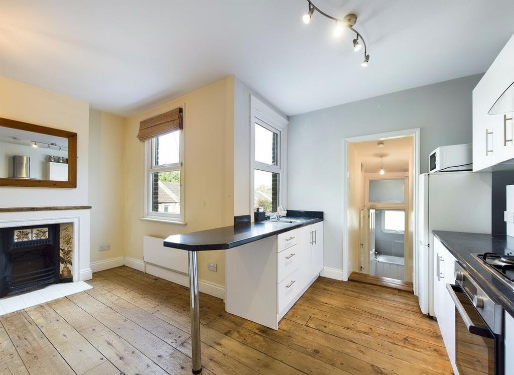 Property photo 2 of 12 Agent99-Generation-E04d657E-A909-46F5-861F-5339266